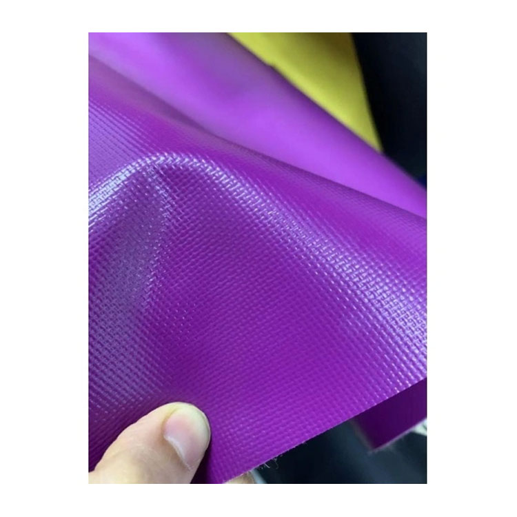 Apa tarpaulin PVC lan apa kaluwihane?