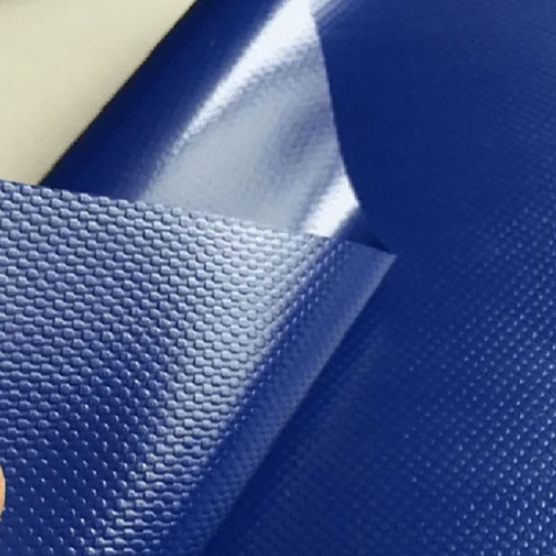 Napa Gunakake Tarpaulin Canvas Canvas PVC kanggo nggawe tenda?